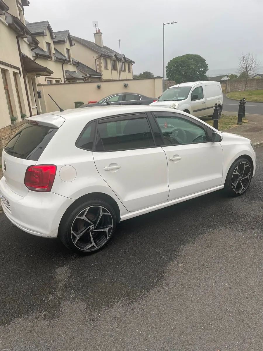 Volkswagen Polo 2012 - Image 4