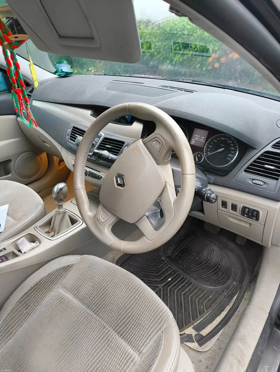 Renault Laguna 2008 - Image 2