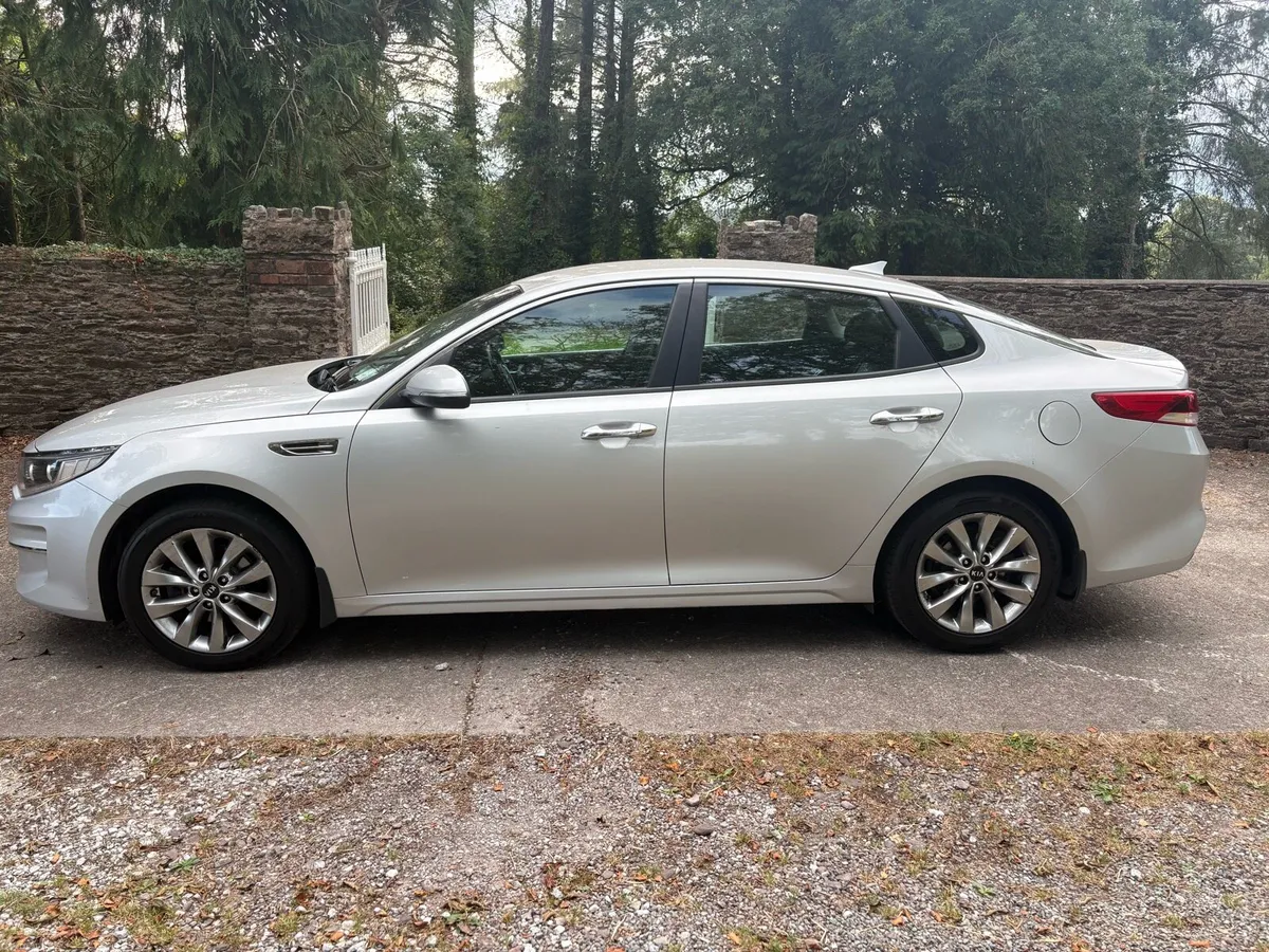 2016 KIA OPTIMA DIESEL LOW KMS - Image 4