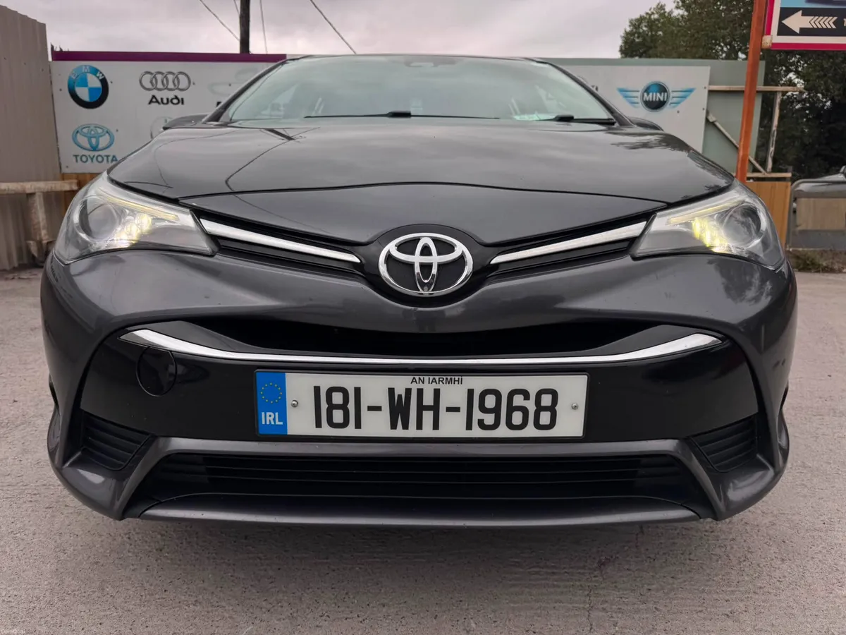 181 Toyota Avensis 1.6D Luna Touring Sports - Image 3