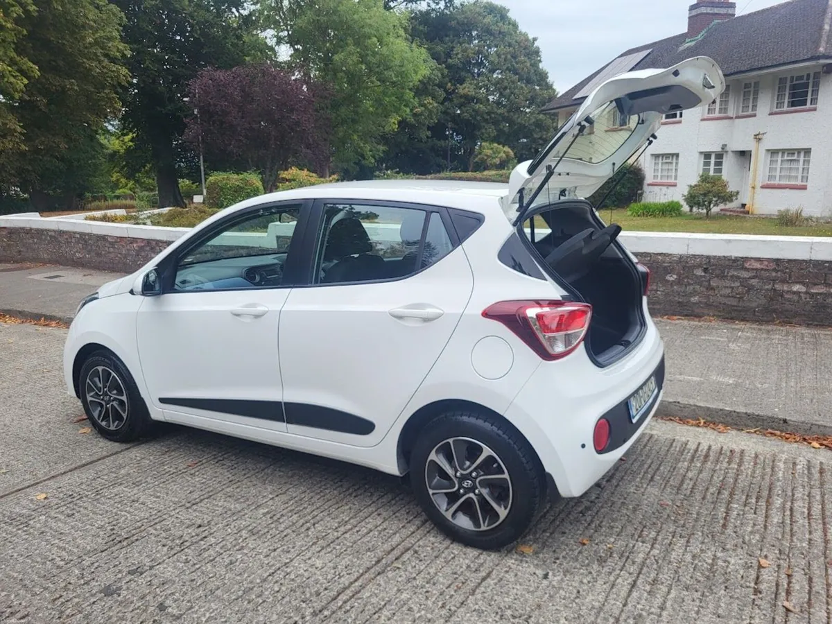 Hyundai i10 Deluxe | only 42,000 kms | NEW NCT - Image 4