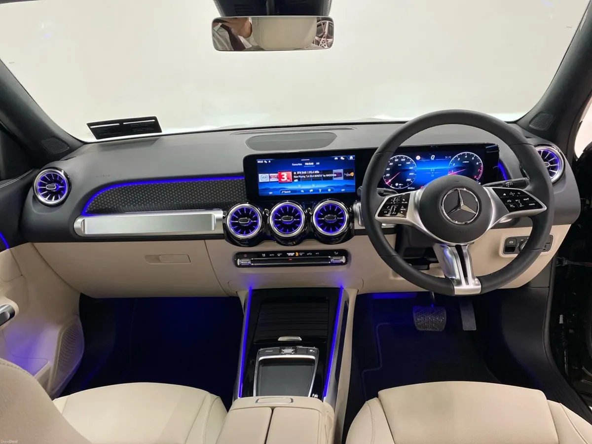 Mercedes-Benz GLB 180 MHEV Progressive Auto - Image 2
