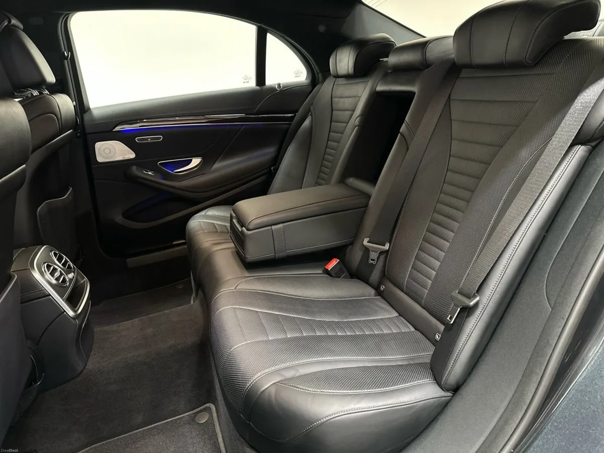 Mercedes-Benz S-Class S560 e LWB PHEV - Image 4