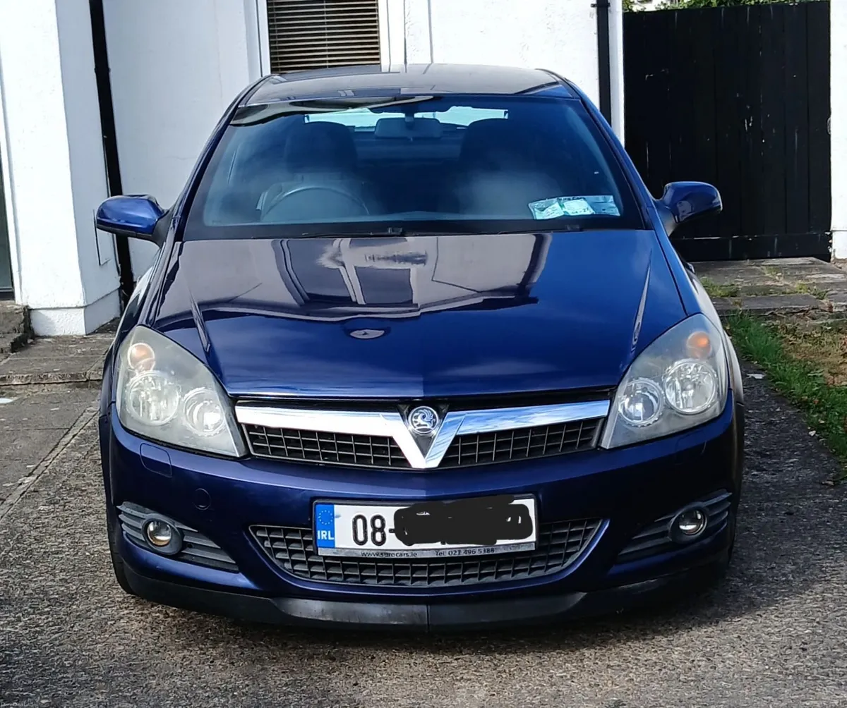 Vauxhall Astra Sport SXI - Image 1