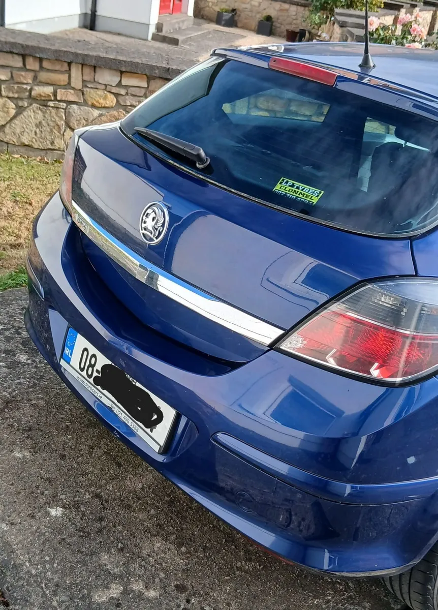 Vauxhall Astra Sport SXI - Image 5