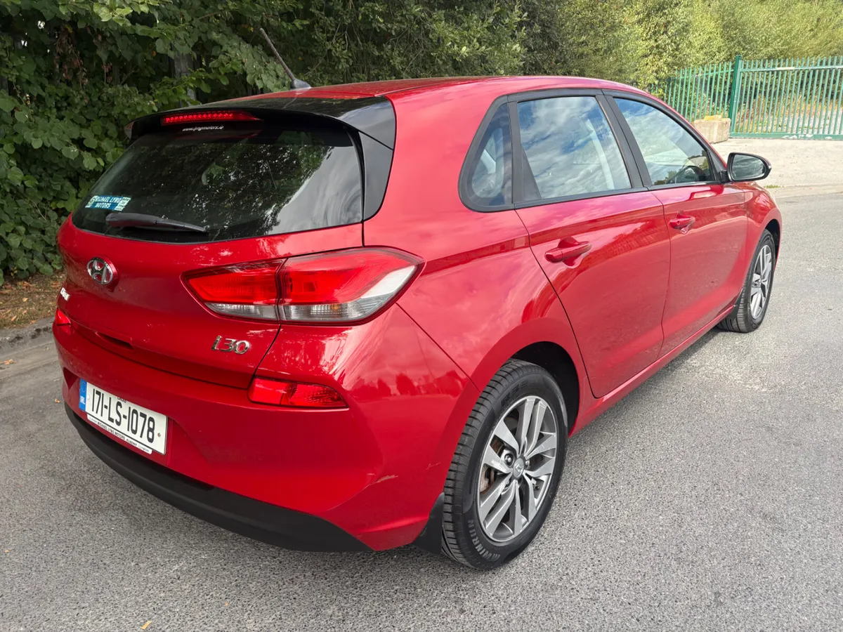 Hyundai i30 2017 1.6 Diesel - Image 3