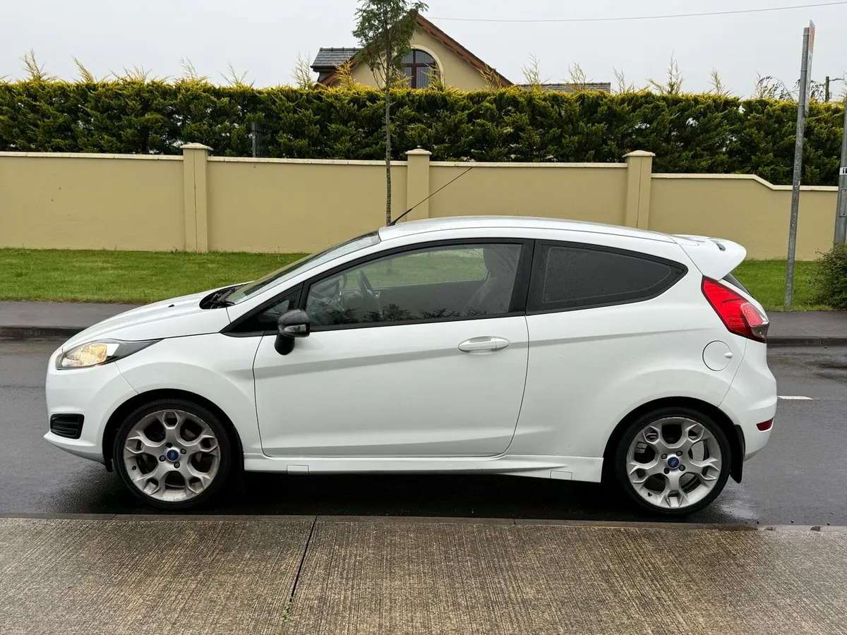 2013 Ford Fiesta 1.2 Petrol - Image 3