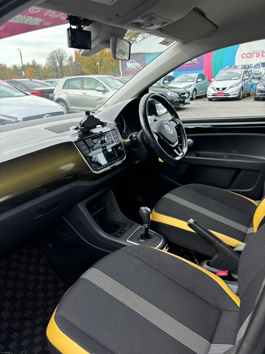 Volkswagen Up 2019 Automatic Top of the Line - Image 3