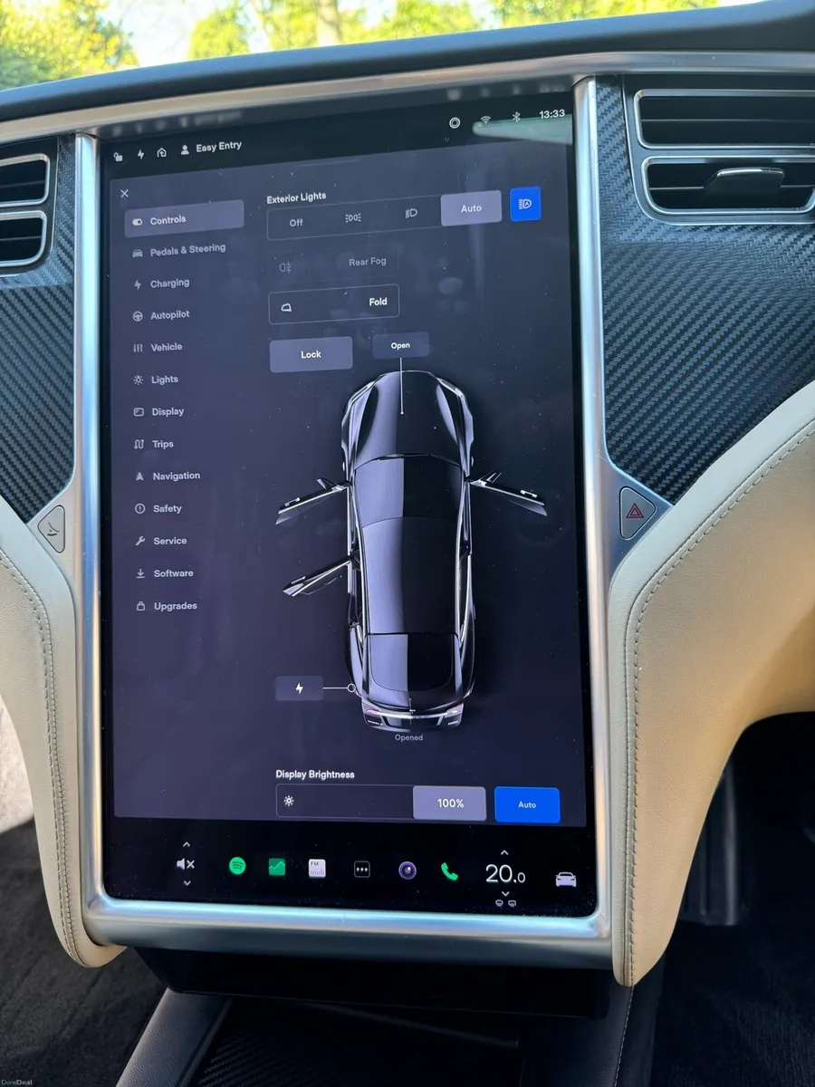 Tesla Model S90 D facelift  free connectivity - Image 4
