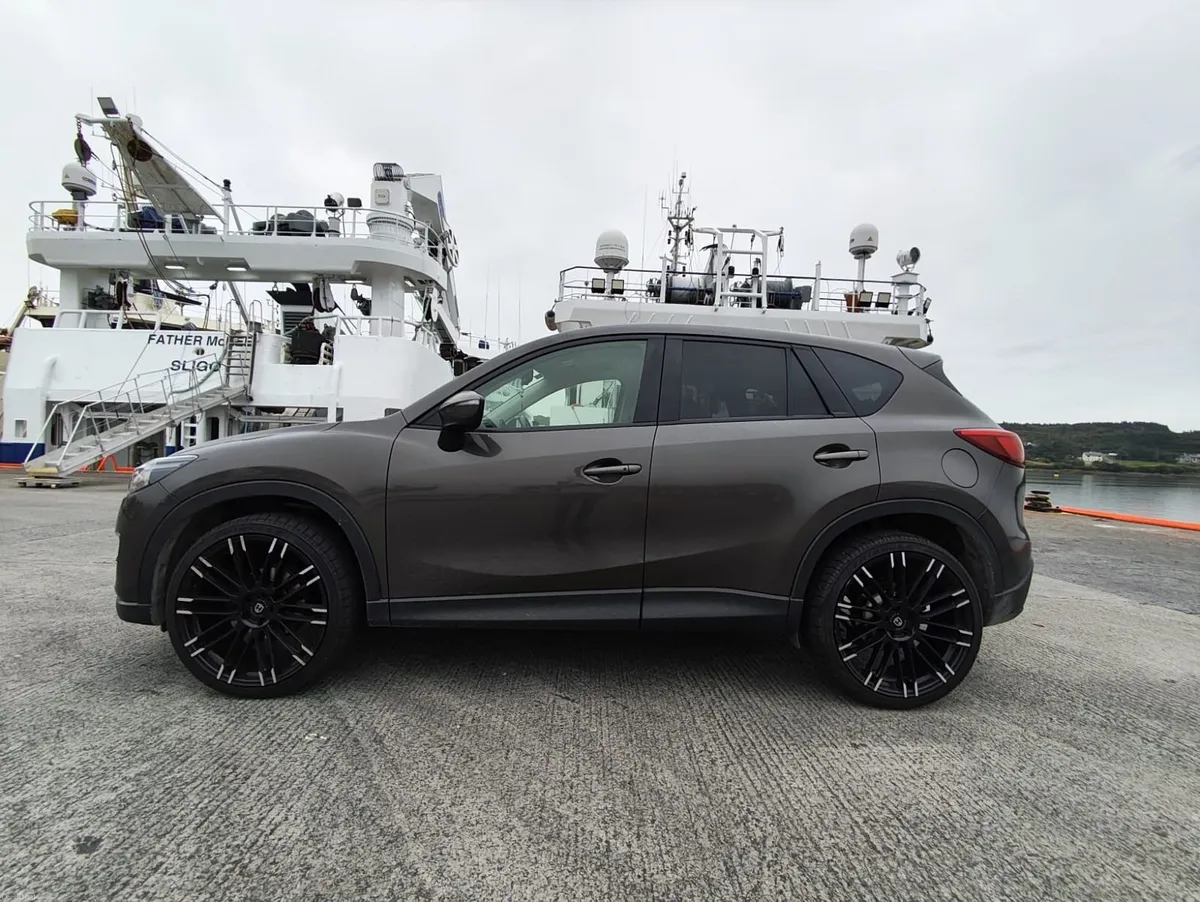Automatic 4WD Platinum Edition. - Image 1