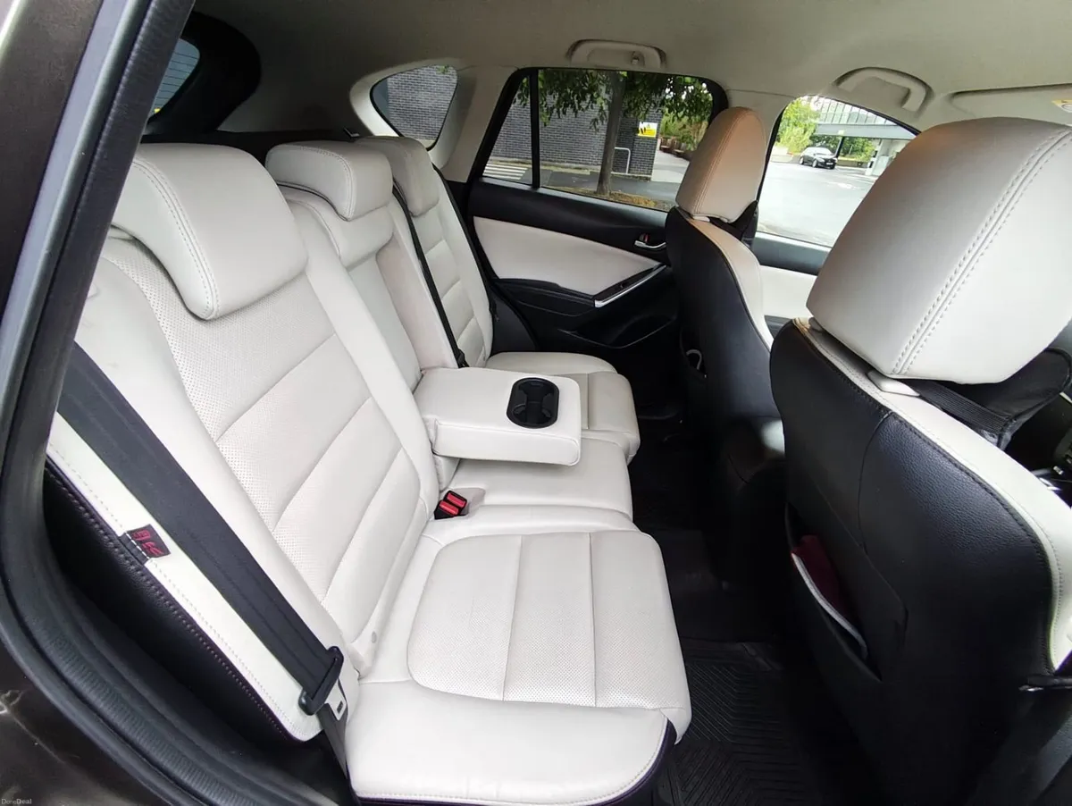 Automatic 4WD Platinum Edition. - Image 3