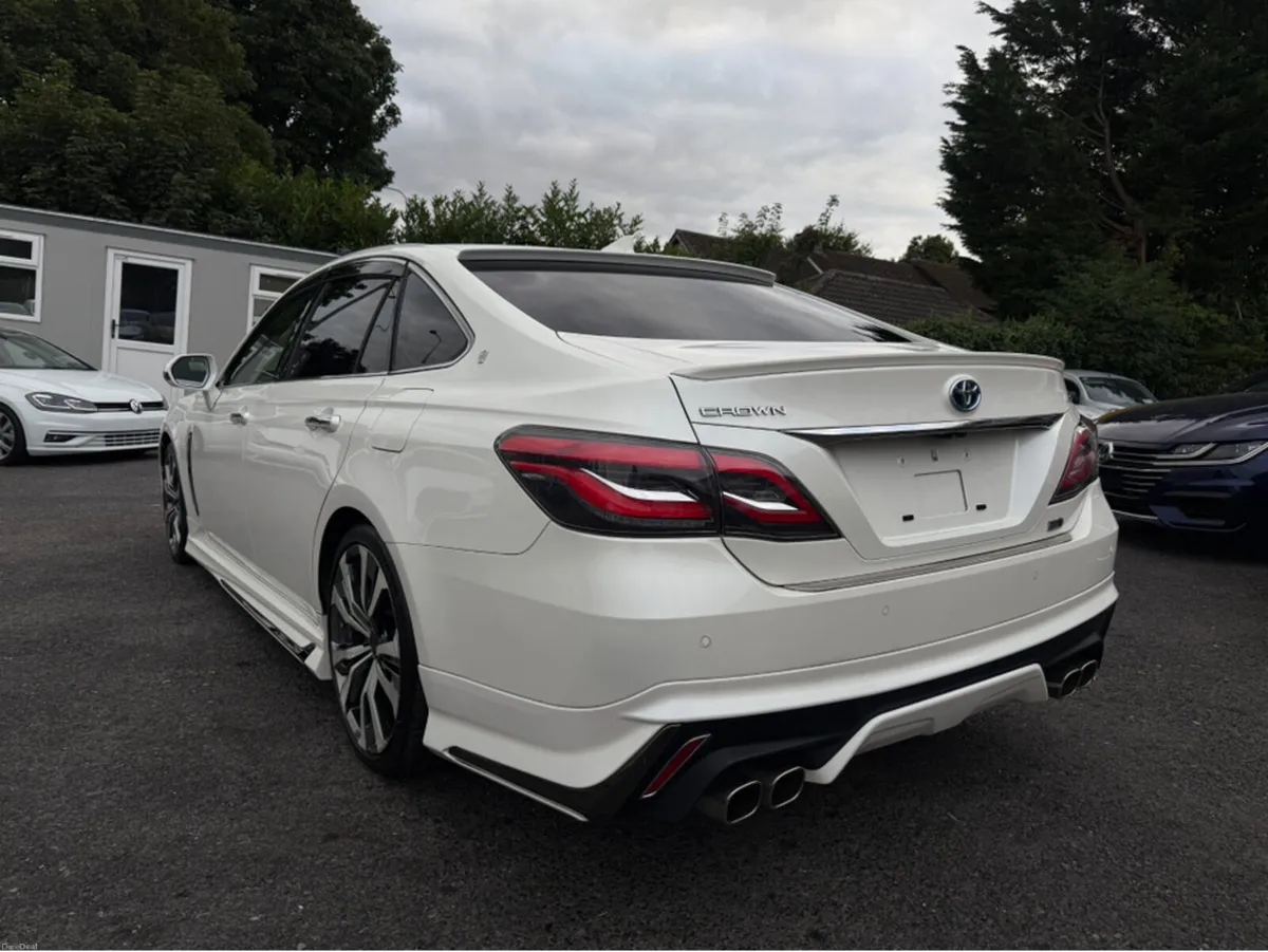 Toyota Crown 2.5 RS HYBRID  -  HALF LEATHER ELECTR - Image 5