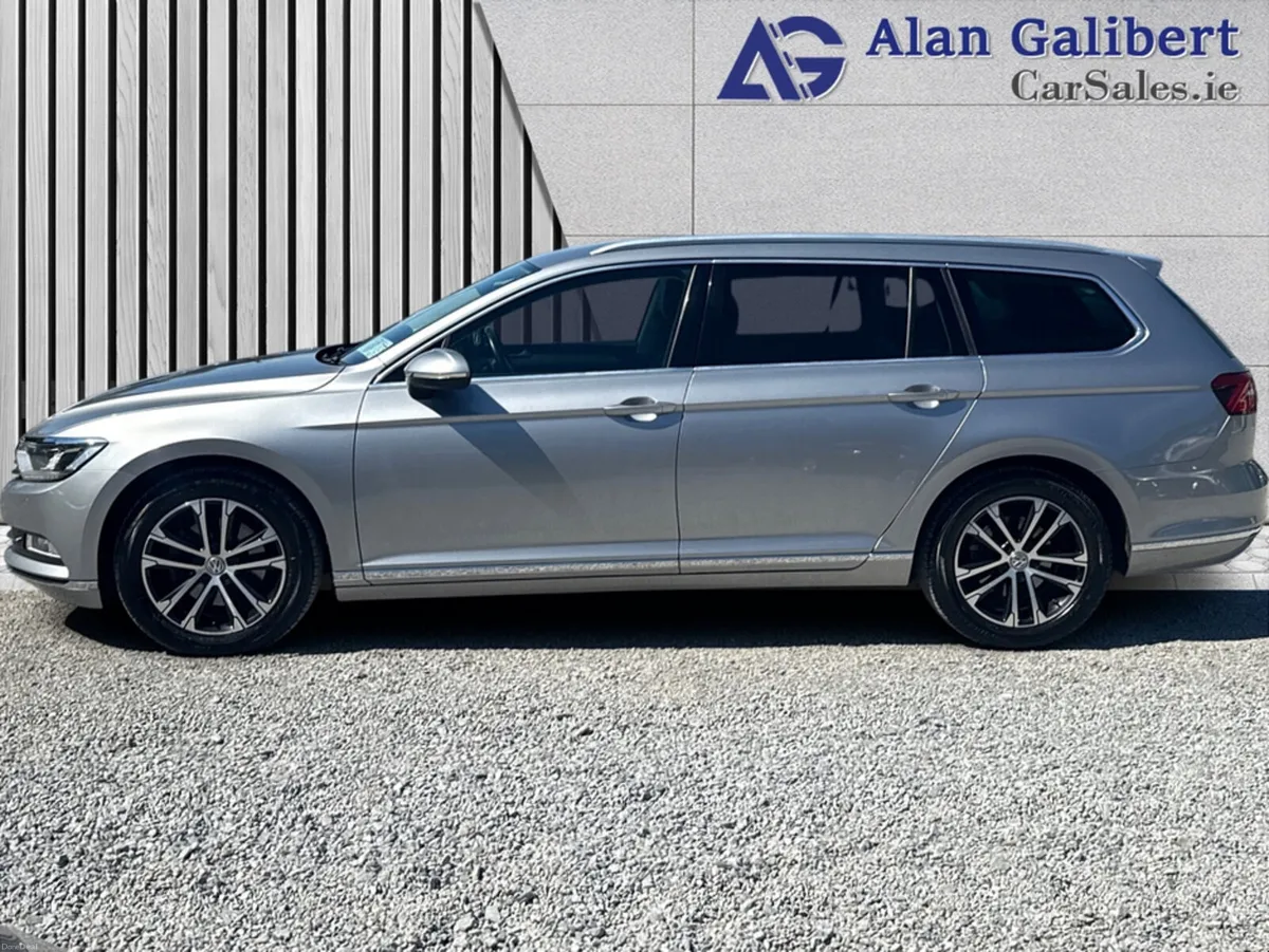 Volkswagen Passat HIGHLINE 1.6 TDI MANUAL - Image 5