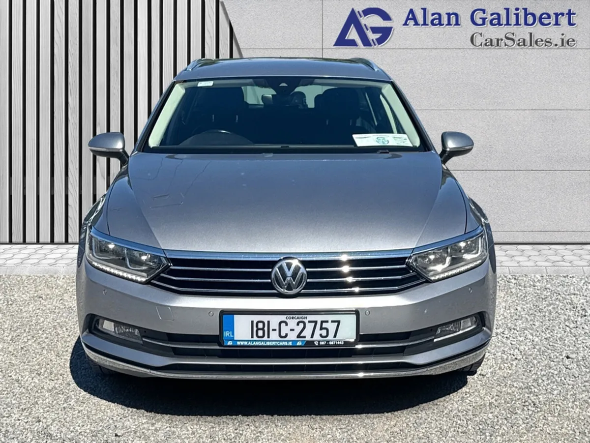 Volkswagen Passat HIGHLINE 1.6 TDI MANUAL - Image 4