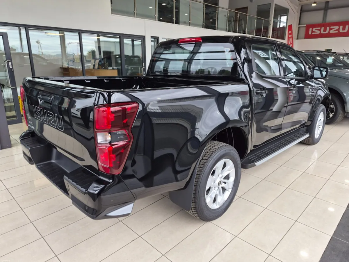 Isuzu D-Max 2.2 L New Model - Image 3