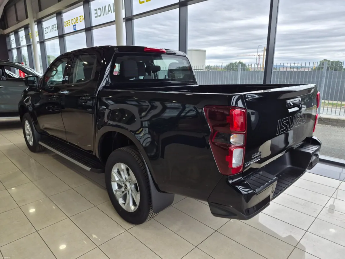 Isuzu D-Max 2.2 L New Model - Image 4