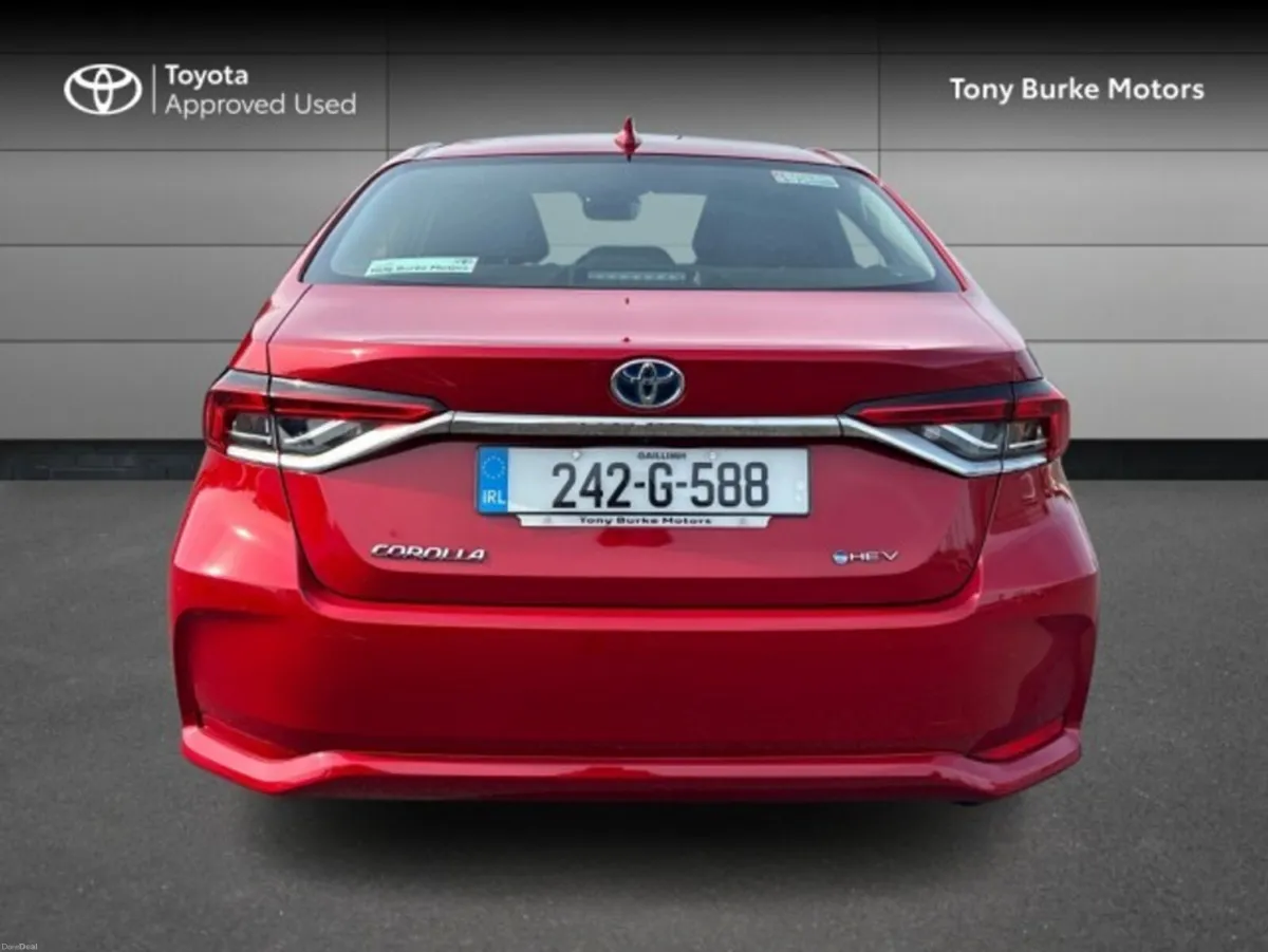 Toyota Corolla - Luna Edition - 1.8 Hybrid - Autom - Image 5