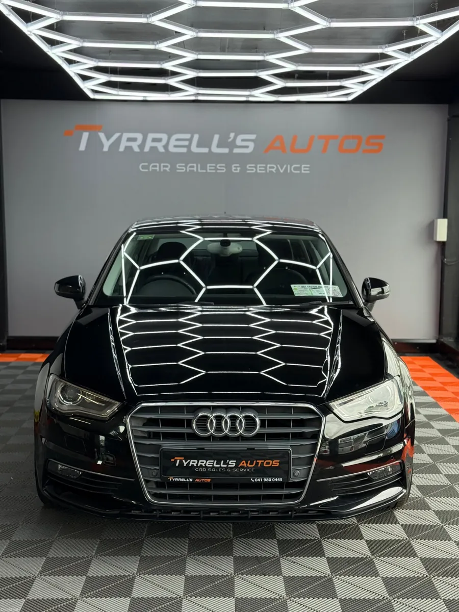Audi A3 1.4TFSI S-Tronic Saloon 2014 - Image 3