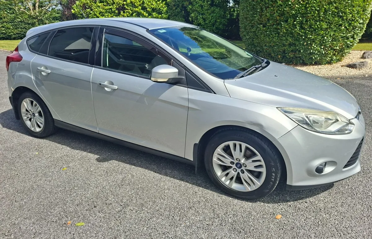 Ford Focus 2012 - Image 1