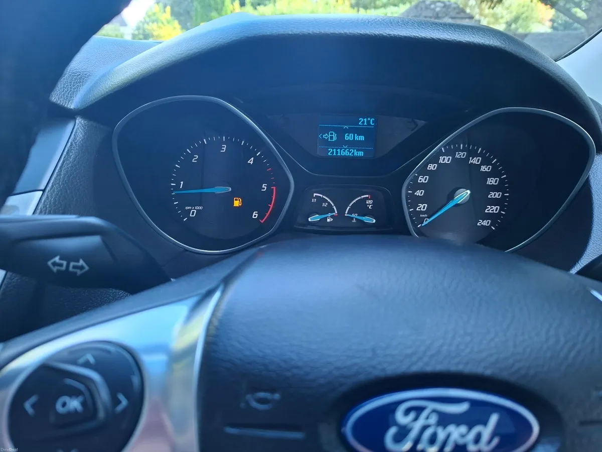 Ford Focus 2012 - Image 5