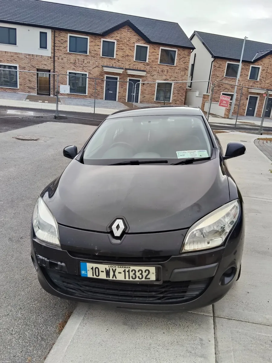 Renault Megane 2010 - Image 1