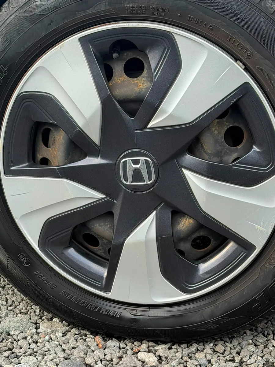 Honda Fit 1.5 Hybrid Automatic 2017 - Image 5