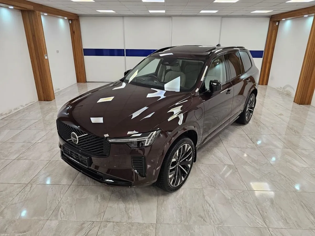 Volvo XC90 T8 ULTRA AWD - Image 2