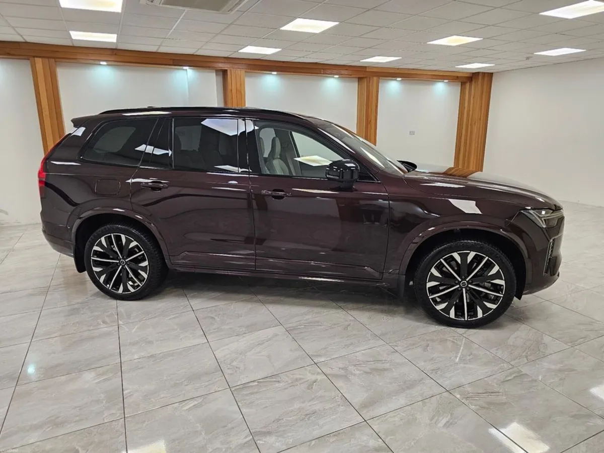 Volvo XC90 T8 ULTRA AWD - Image 6