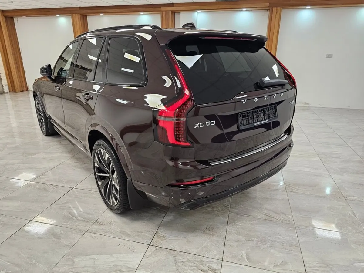 Volvo XC90 T8 ULTRA AWD - Image 5