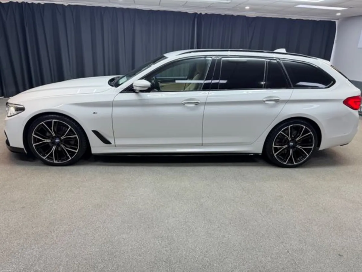 BMW 5-Series 523D Touring M Sport **Deposit Taken* - Image 6
