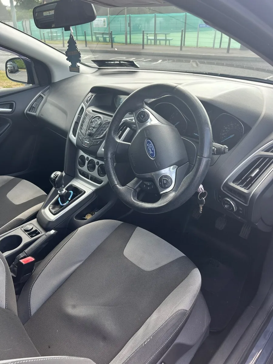 Ford Focus 2012 - Image 6