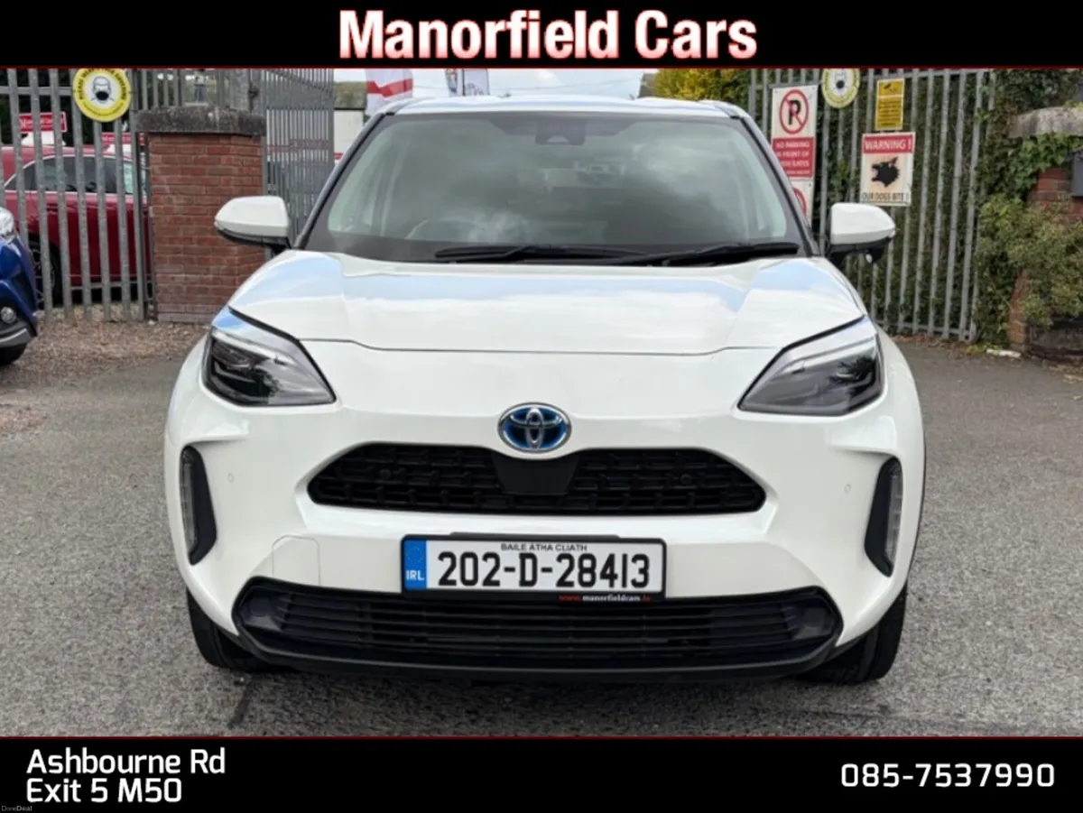 2020 Toyota Yaris Cross 1.5 Petrol Hybrid Auto - Image 2