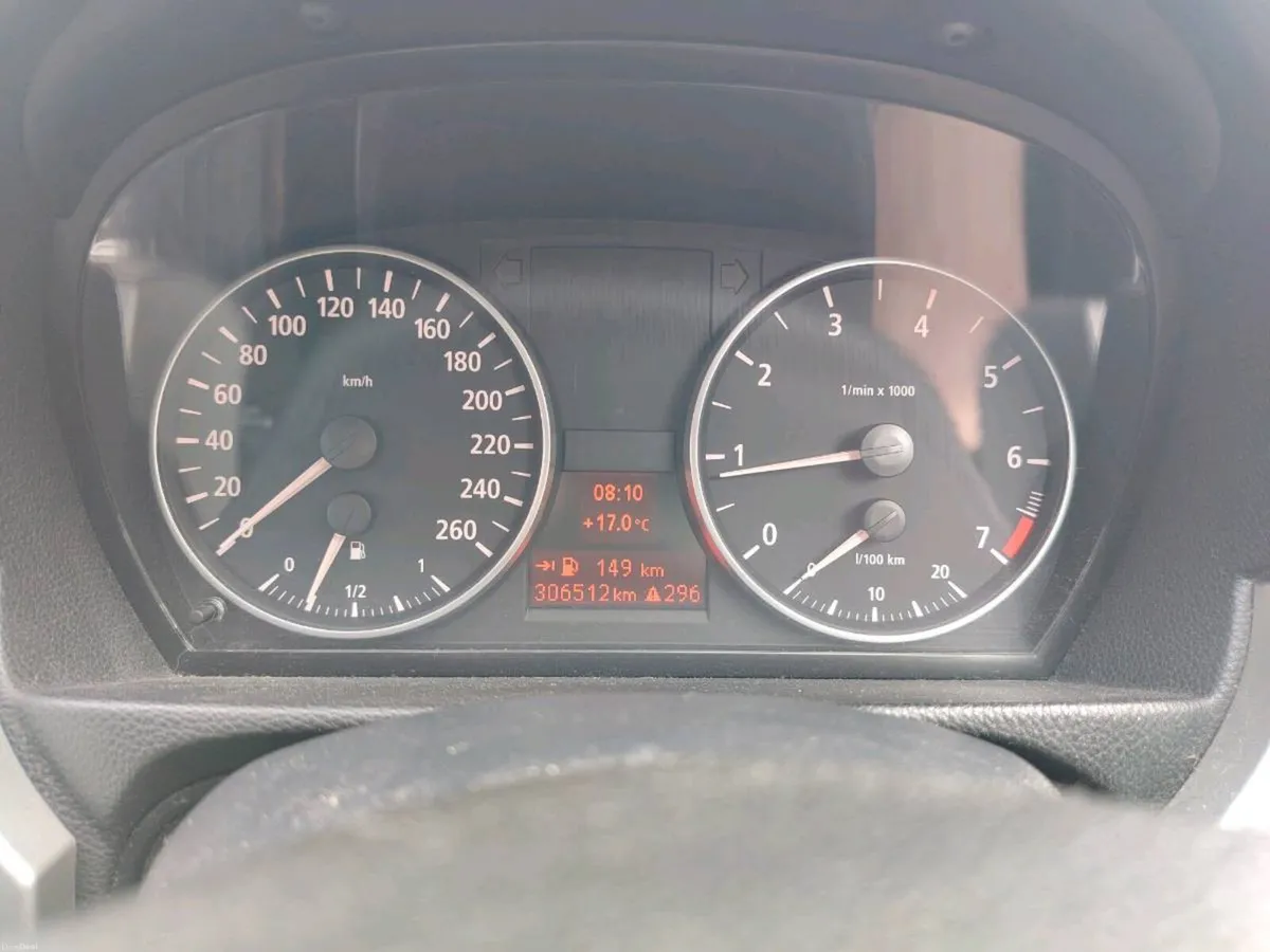 BMW 316i - Image 5