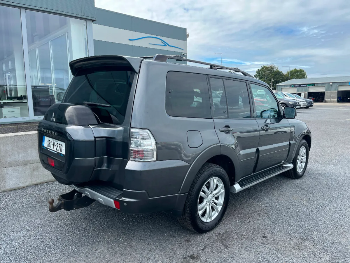 Mitsubishi Pajero LWB N1 5SEATER AUTO 5DR COMMERCI - Image 3
