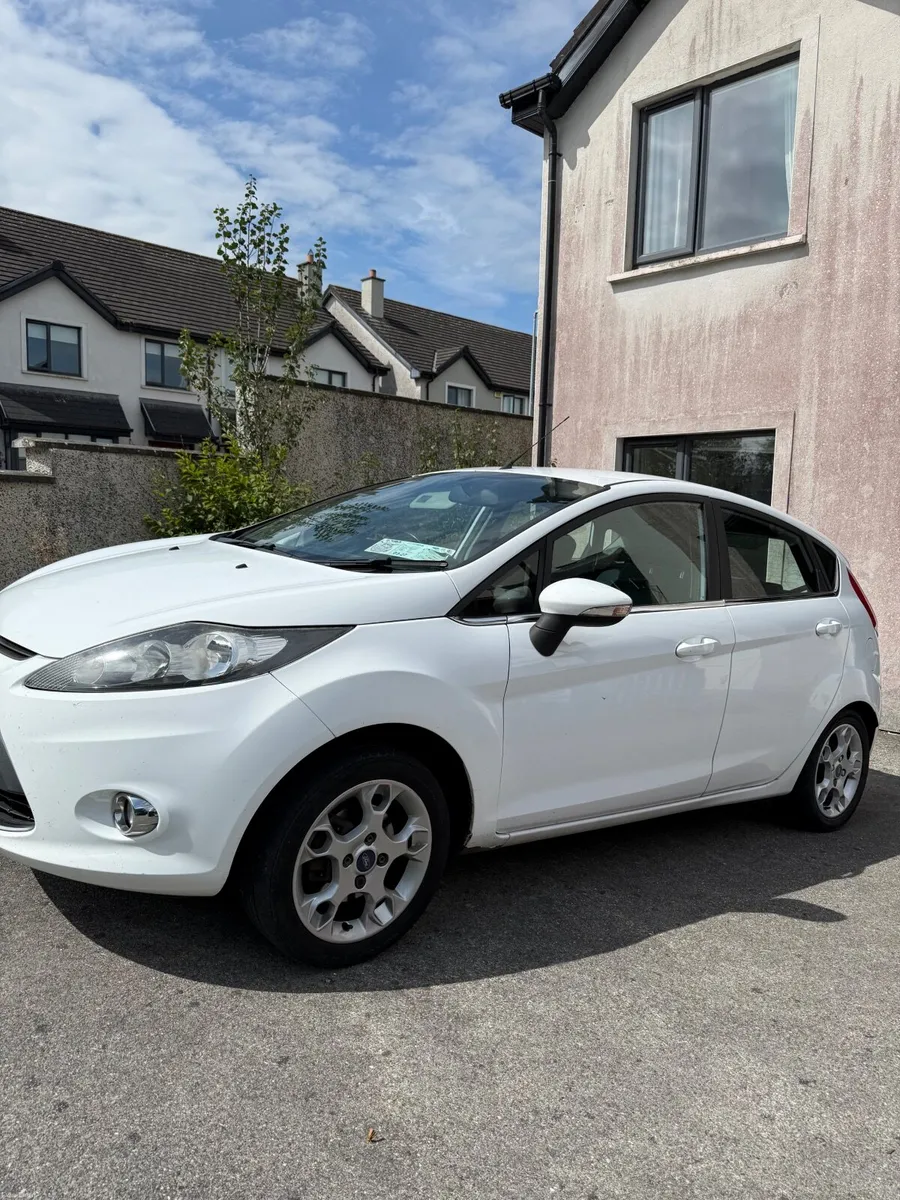 Ford Fiesta 2012 - Image 6