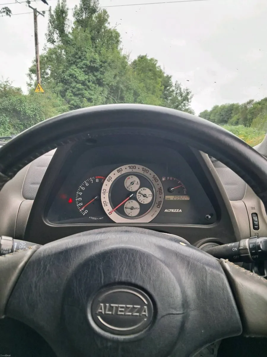 Toyota Altezza RS200 Z edition - Image 6