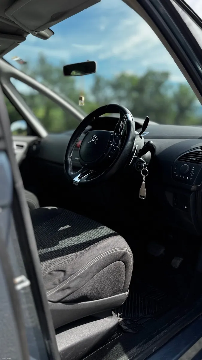Citroen C4 2010 - Image 2