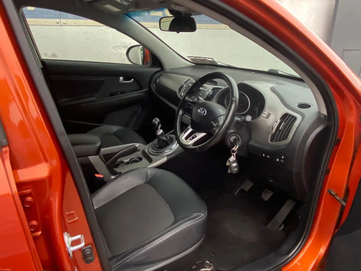 Kia Sportage  high spec leather Nct 5/27 - Image 4