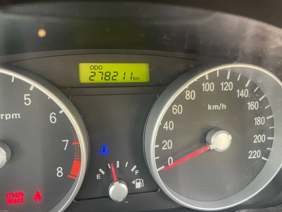 Hyundai Accent NCT 03/27 - Image 6
