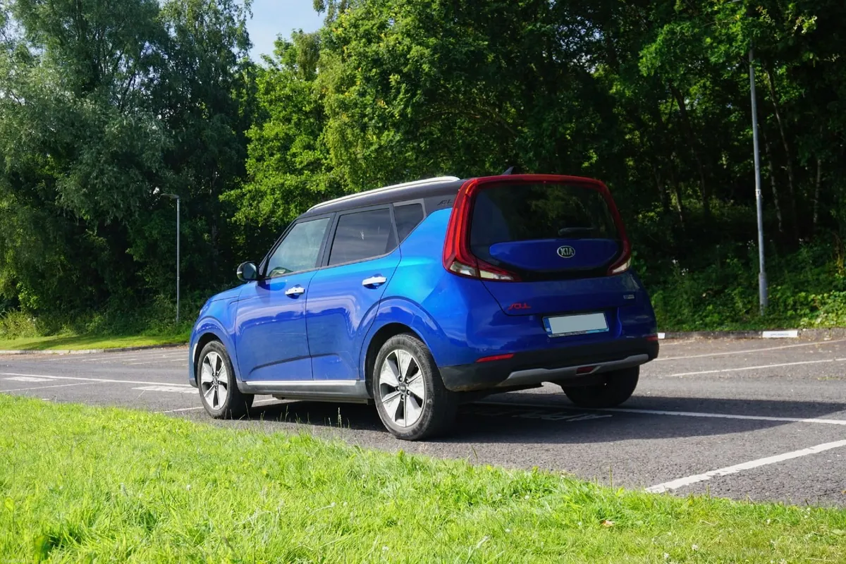 2020 Kia e-Soul - Kia Warranty - One Owner - Image 5