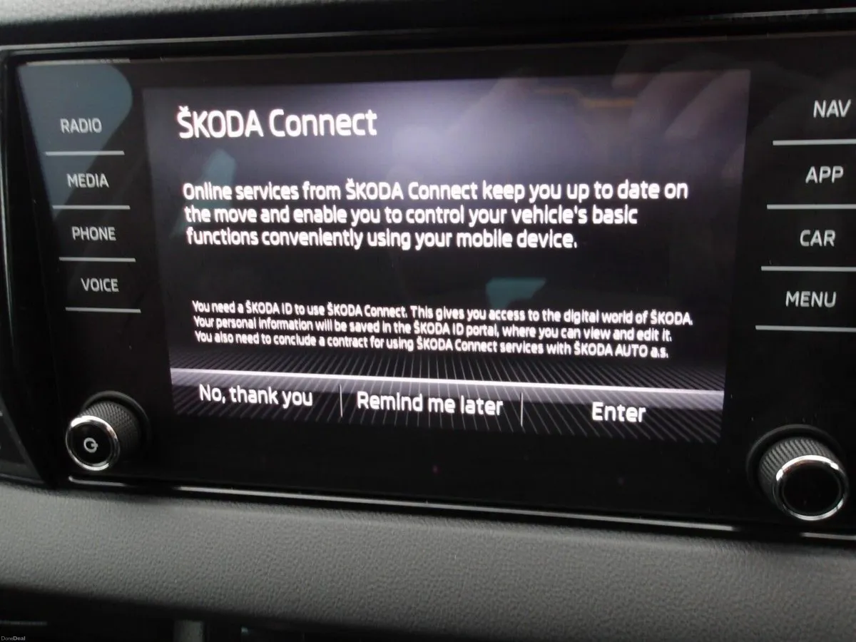 Skoda Karoq SELECTION 2.0TDI 115HP - Image 6