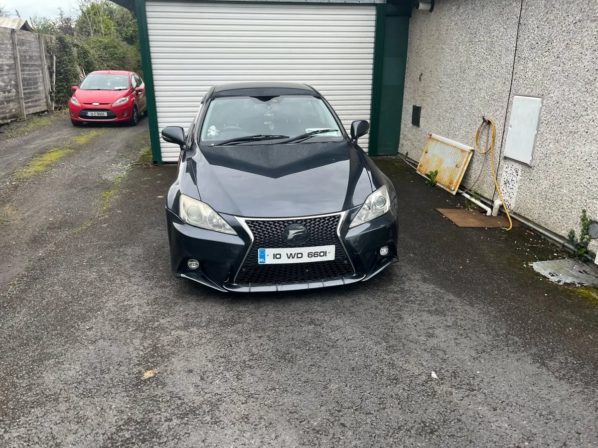 Lexus IS 220D Fsport - Image 5