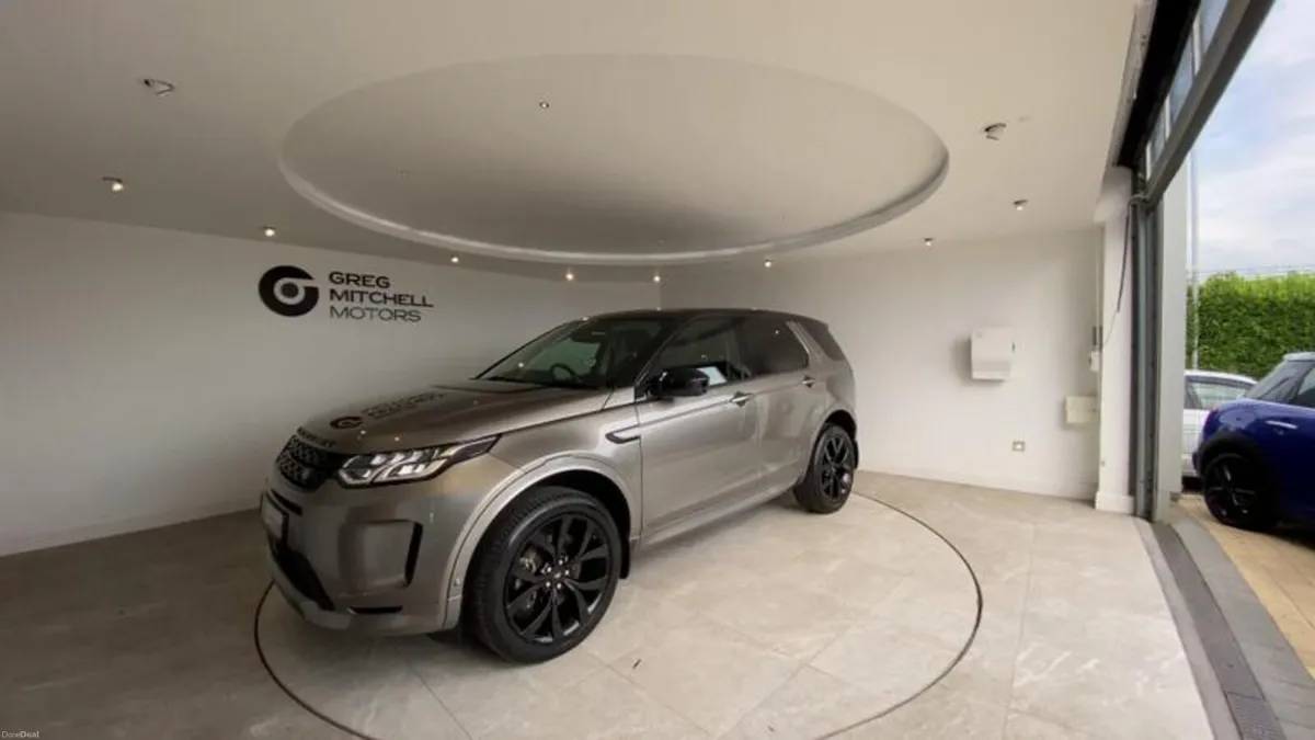 Land Rover Discovery Sport 2.0 D200 R-Dynamic S Pl - Image 3