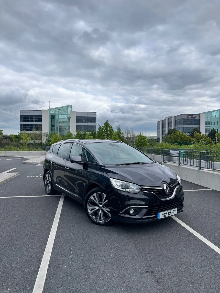 2019 Renault Grand Scenic Signature 1.8D| 7 Seater - Image 1