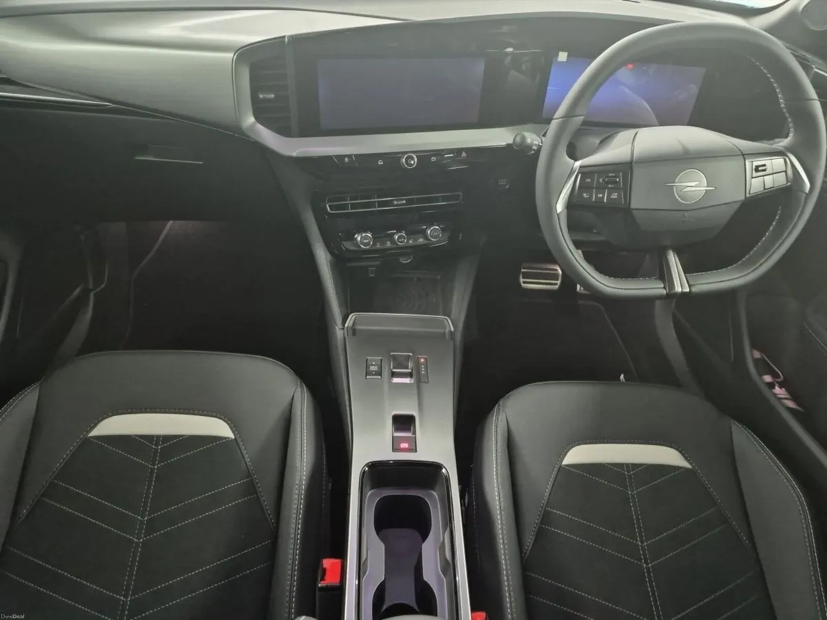 Opel Mokka Hybrid GS 1.2 136hp automatic - Image 3