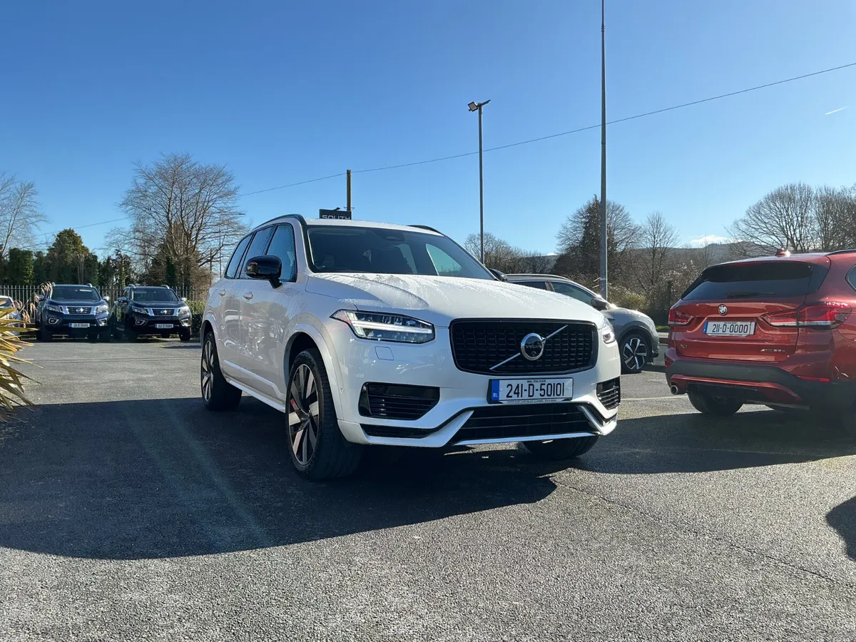 2024 VOLVO XC90 PLUS AWD T8 PHEV AUTO - Image 5