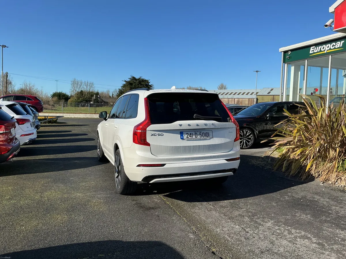 2024 VOLVO XC90 PLUS AWD T8 PHEV AUTO - Image 6