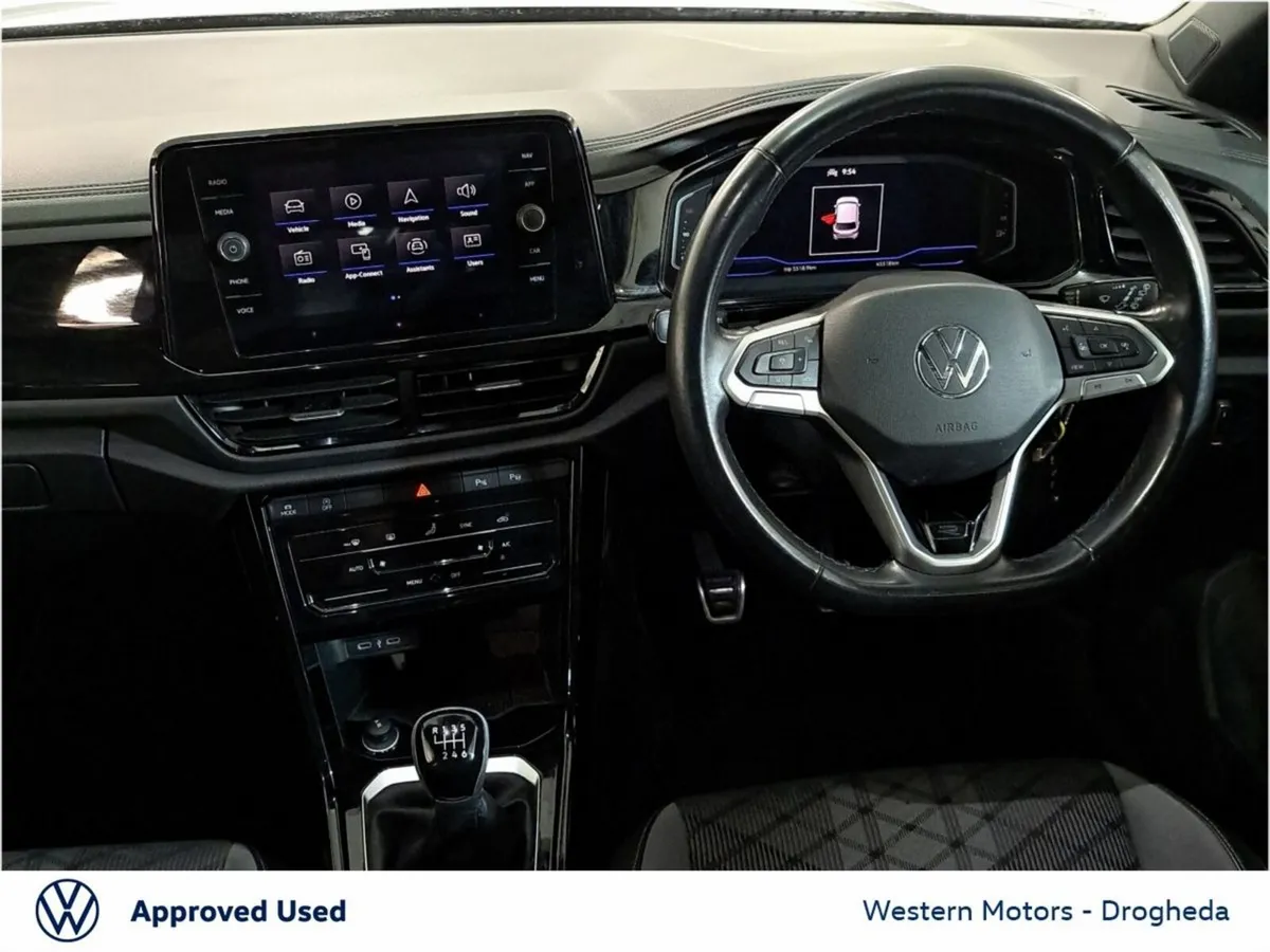 Volkswagen T-Roc R-Line 1.0 TSI 110HP - Image 2