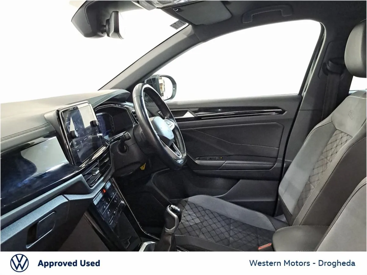 Volkswagen T-Roc R-Line 1.0 TSI 110HP - Image 4