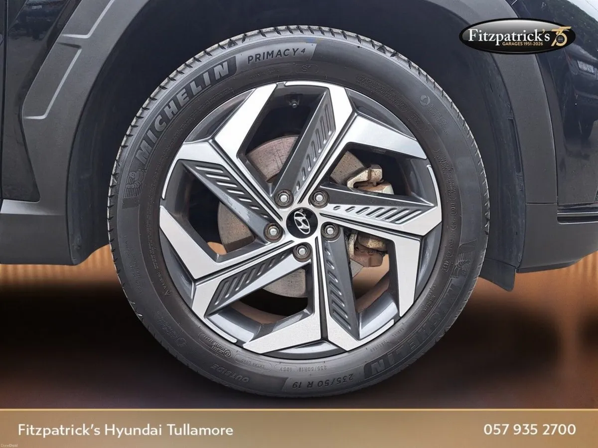 Hyundai Tucson Executive Plus Hybrid Automatic - Image 3